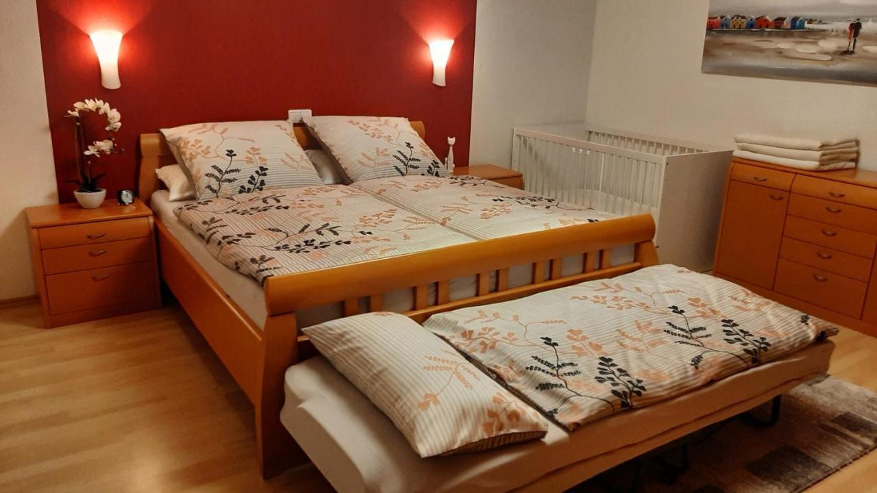 Ferienwohnung Mit Japangarten Karlstadt Exterior foto